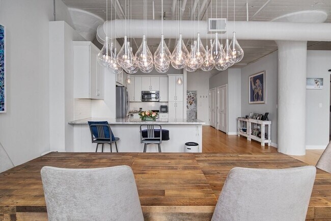 Foto del edificio - 437 D St