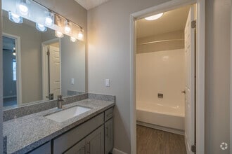 3BR, 2BA - 1,112 SF - Bathroom - The Mews at Dixon Farm
