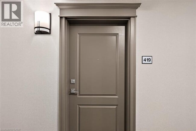 Building Photo - 101 Shoreview Pl