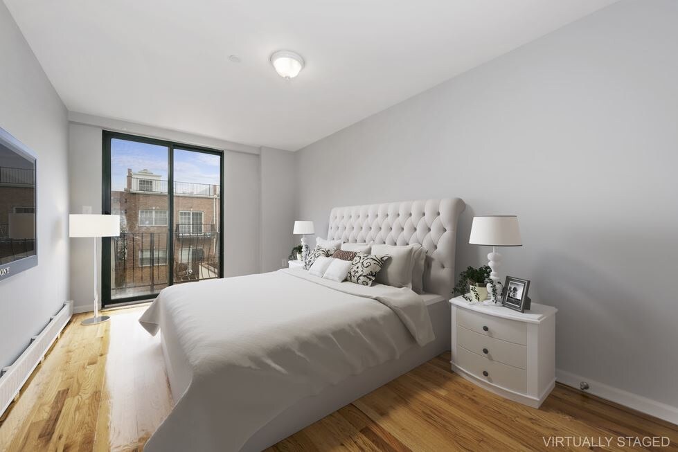 Foto principal - 71-49 160th St