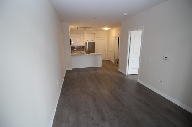 Building Photo - 65-365 Watergarden Dr