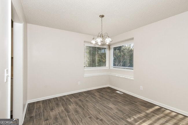 Building Photo - 1445 Glynn Oaks Dr SW