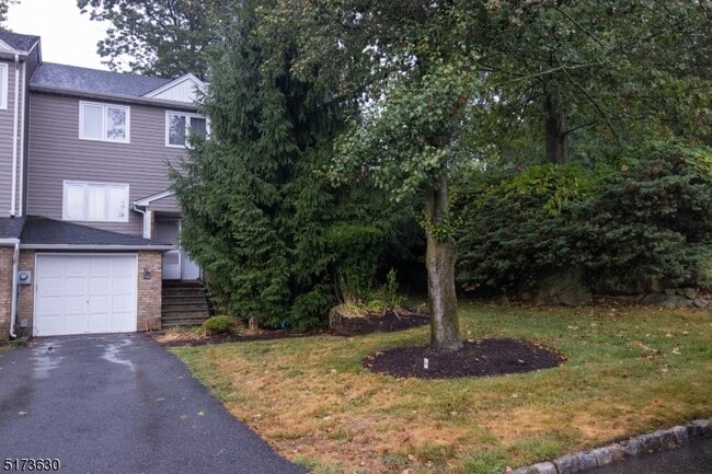 Building Photo - 108 Stockton Ct