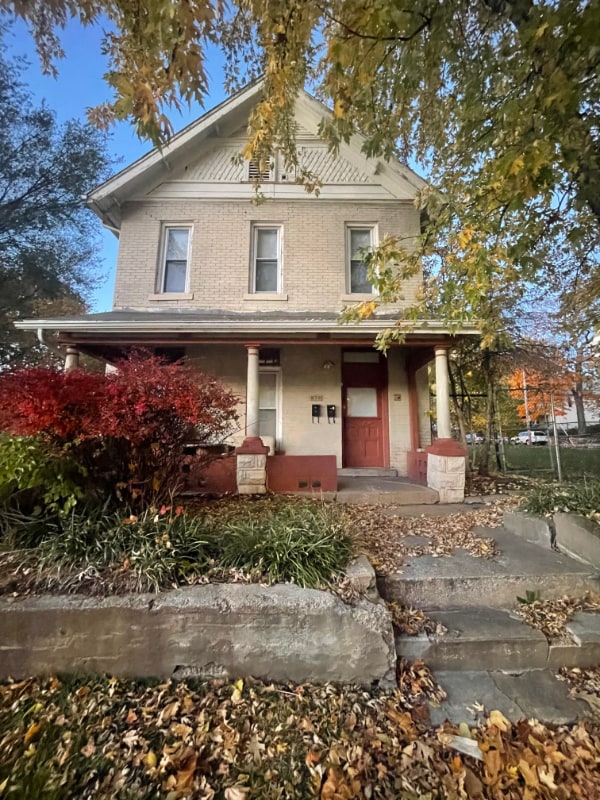 826 Linwood Blvd, Kansas City, MO 64109 Room for Rent in Kansas City, MO