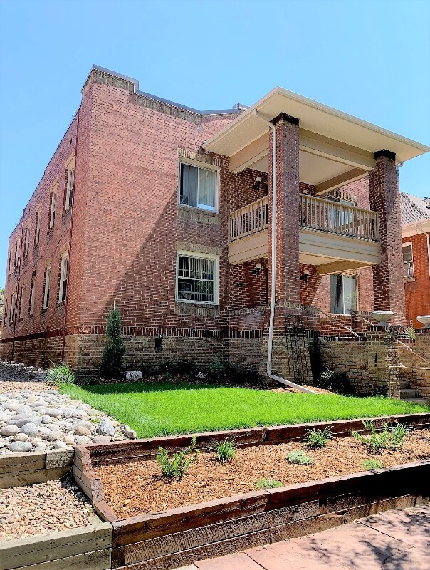 Foto principal - 1160 Corona St