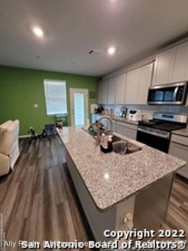 Building Photo - 4 br, 2.5 bath House - 4804 Night Herder