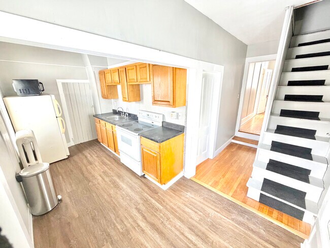 Foto del edificio - 18 Bona Ventura Ave