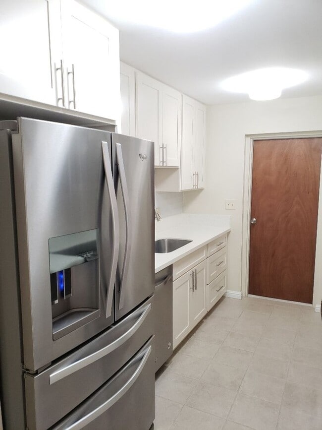 Photo - 2512 Apartment