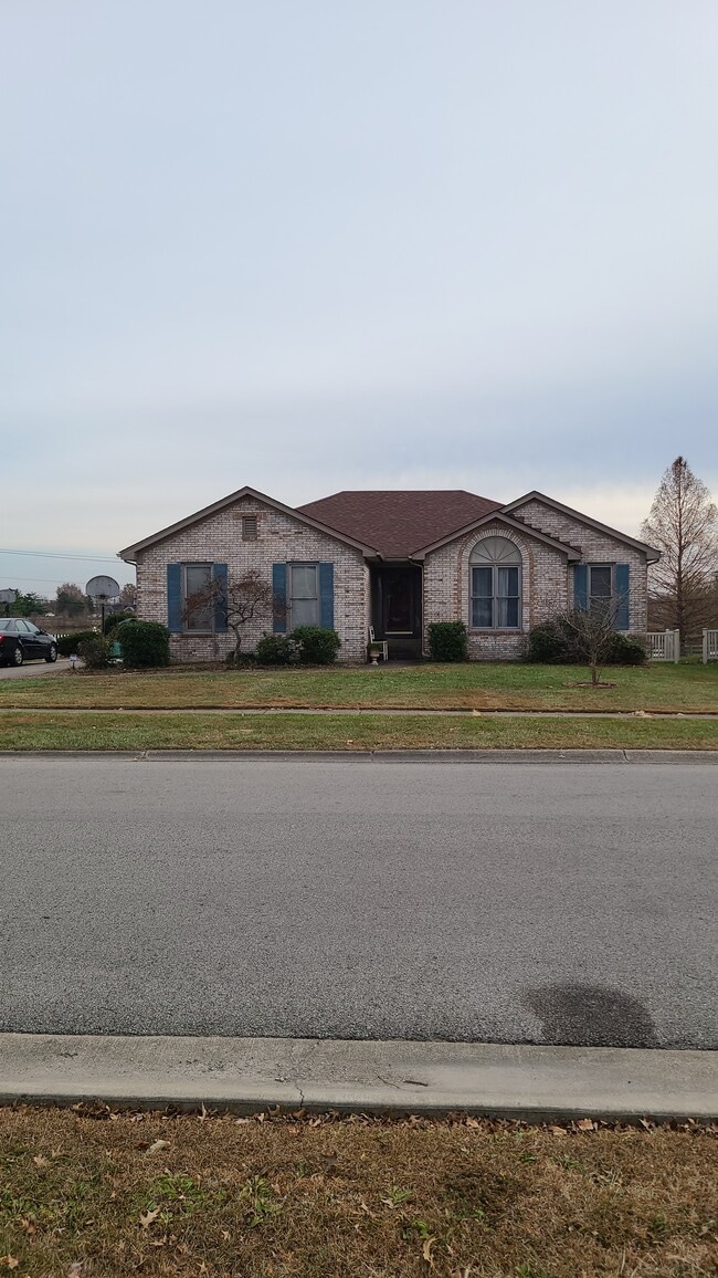 Building Photo - 406 Old Towne Rd