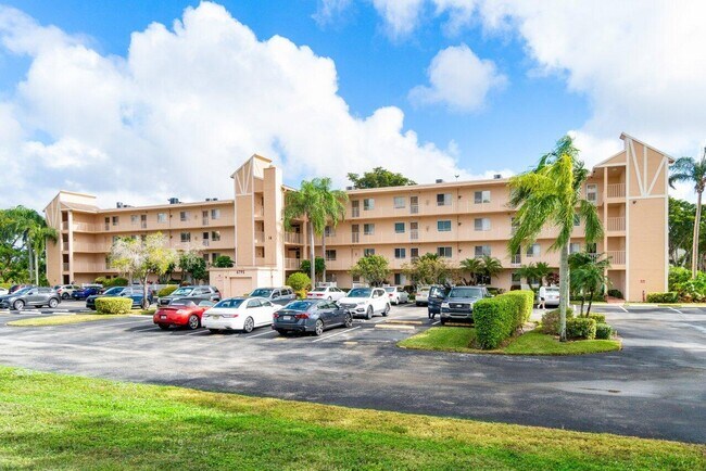 Foto del edificio - 6795 Huntington Ln