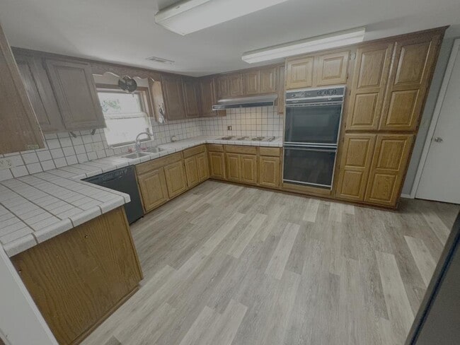 Foto del edificio - 475375 Twin Falls Rd