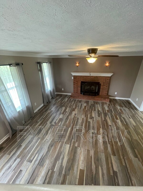 7728 Chapel Bend Dr, Corryton, TN 37721 House for Rent in Corryton