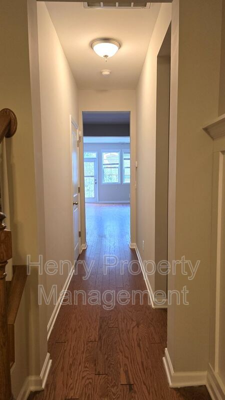 Foto del edificio - 2457 Baslow Dr