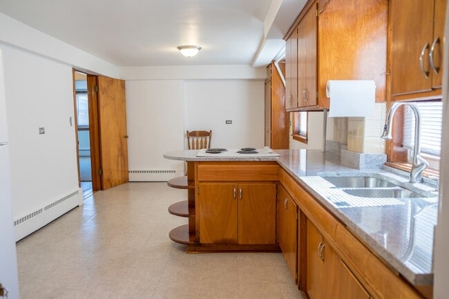Foto del edificio - 5520 S Pulaski Rd