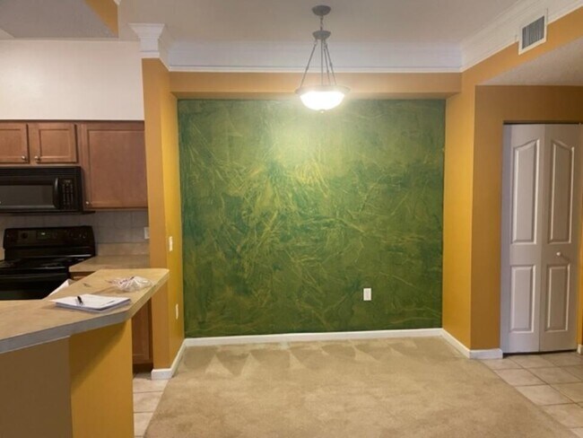 Foto del edificio - 9833 Baywinds Dr