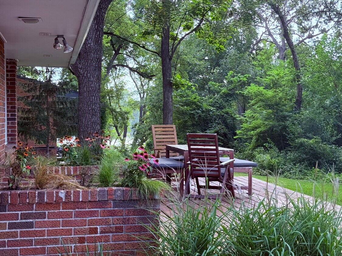 Foto principal - 7036 Willow Ln