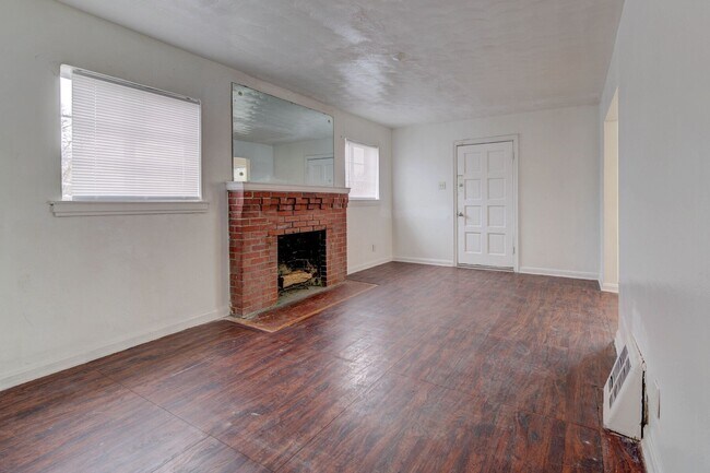 Building Photo - 7001 Raymond Ave