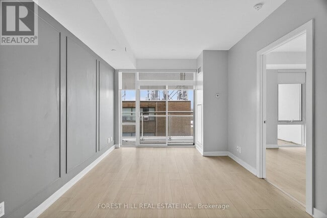 Building Photo - 223 St Clair Ave W