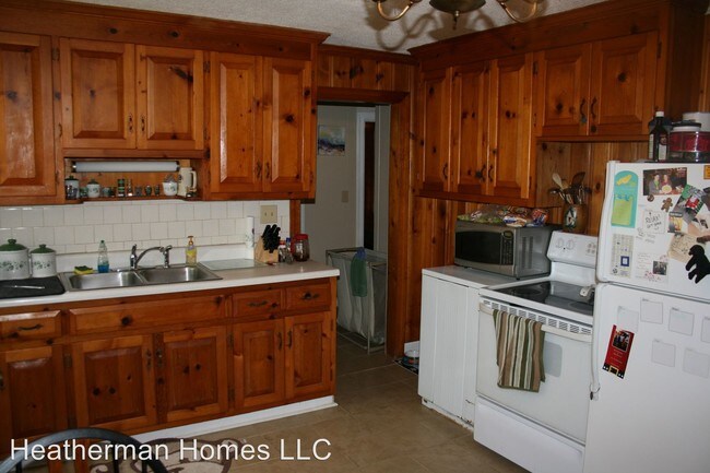 Building Photo - 2 br, 1 bath House - 109 Ashby Street