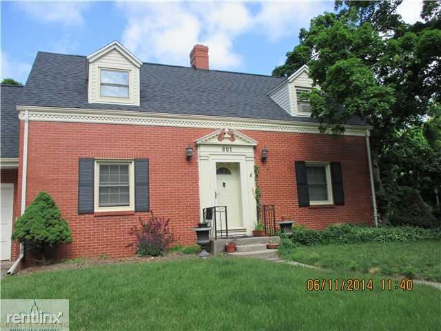 Foto principal - 801 Moores River Dr