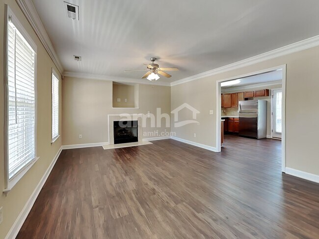 Building Photo - 224 Brooks Edge Dr