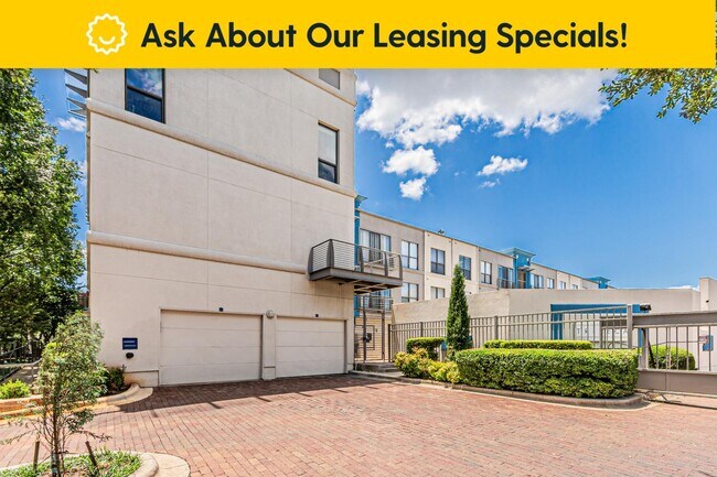 Foto del edificio - 4414 Cedar Springs Rd