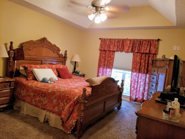 Foto del edificio - 1416 Creeks Edge Ct