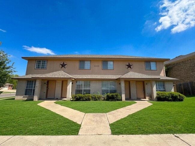 Building Photo - 4200 July Dr