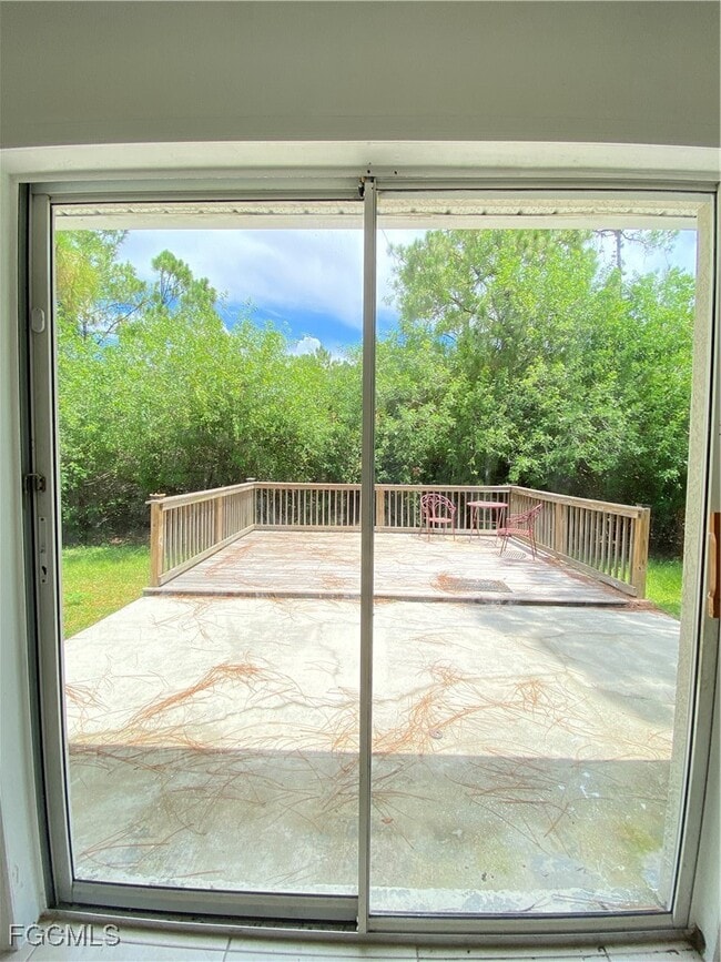 Foto del edificio - 301 East 12th Street