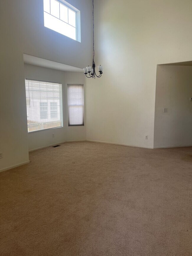 Foto del edificio - 3 bedroom, 2 bathroom single family house ...