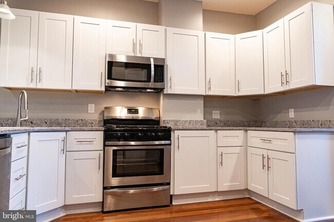 Foto del edificio - 23 N Potomac St