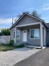 Building Photo - 14418-14420 E Heroy Ln