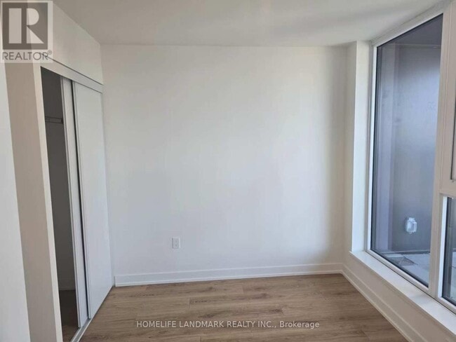 Building Photo - 5 Quarrington Ln