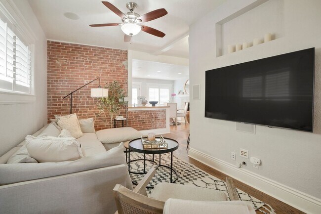 Foto del edificio - Charming 2BR House in Wash Park