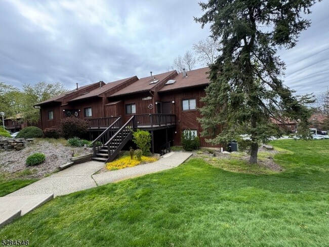 Foto del edificio - 5 Sugar Loaf Ct