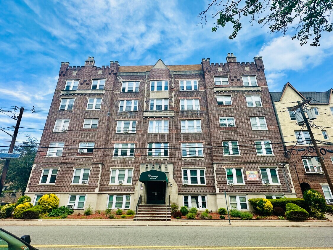 Foto principal - 50 Anderson St