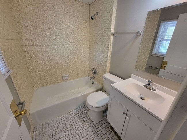 Building Photo - 3265 Buell St
