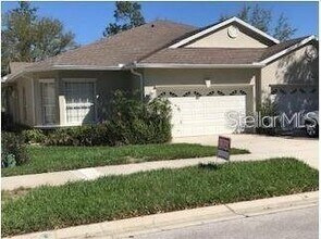 Building Photo - 213 Lourdan Ct