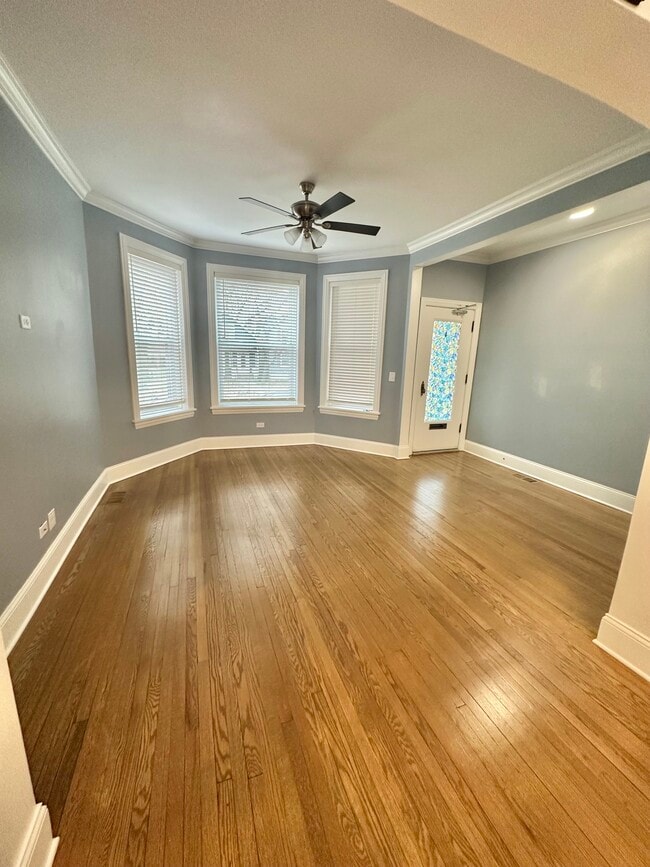 Building Photo - 12613 Maple Ave