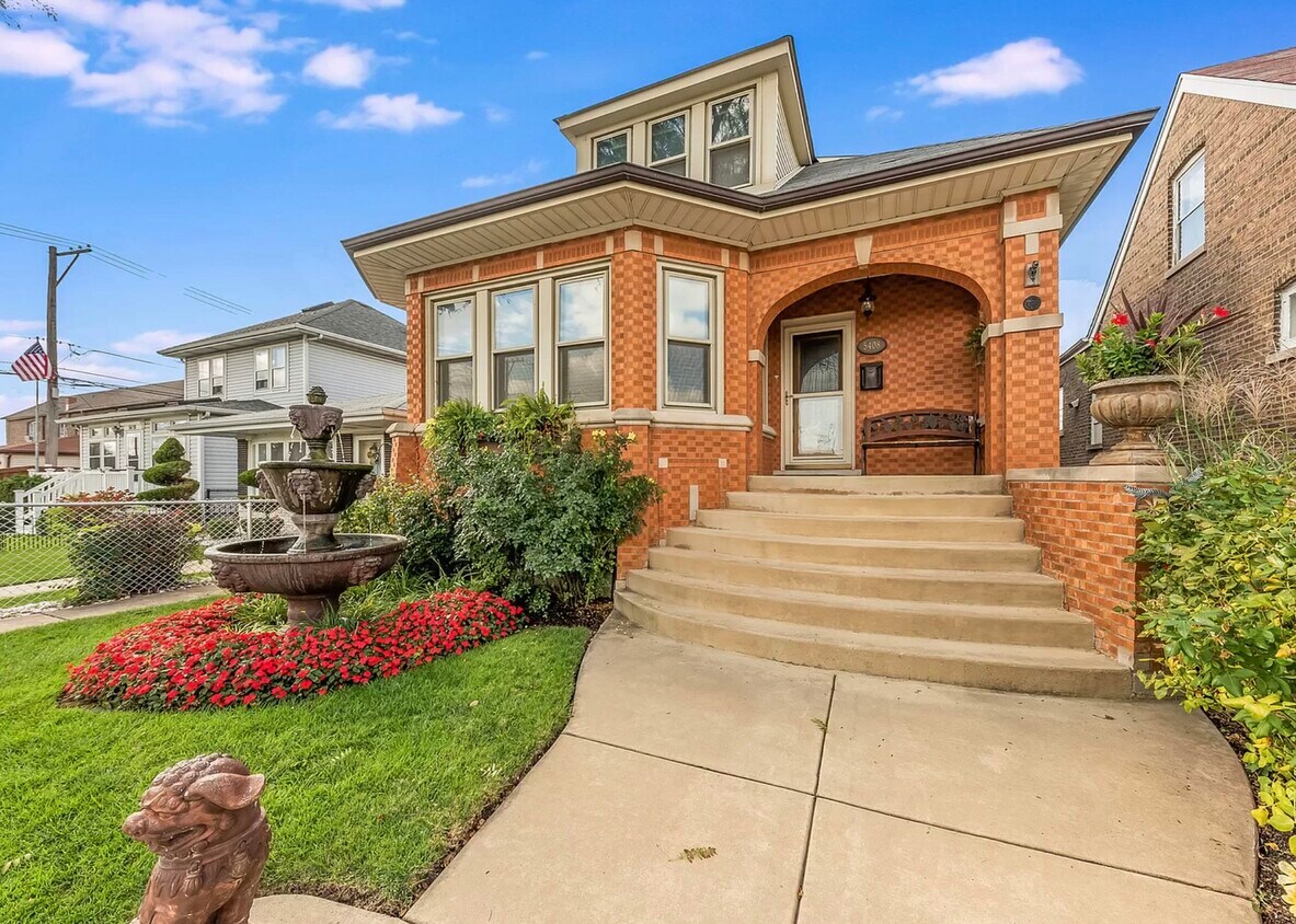 Foto principal - 5408 S Merrimac Ave