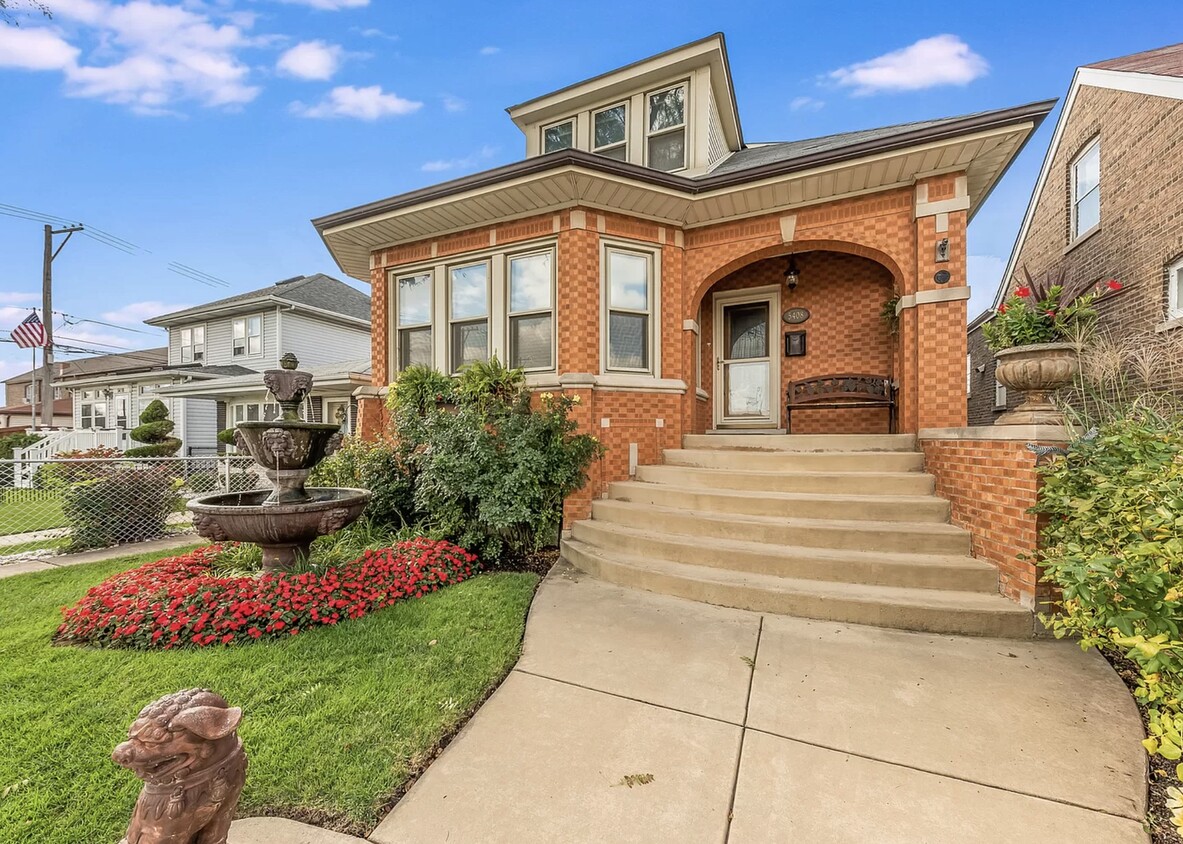 Primary Photo - 5408 S Merrimac Ave