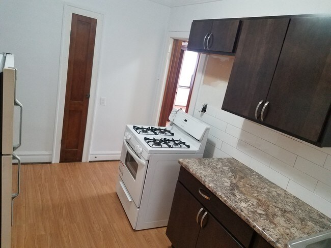 Foto del edificio - 1942 Grove