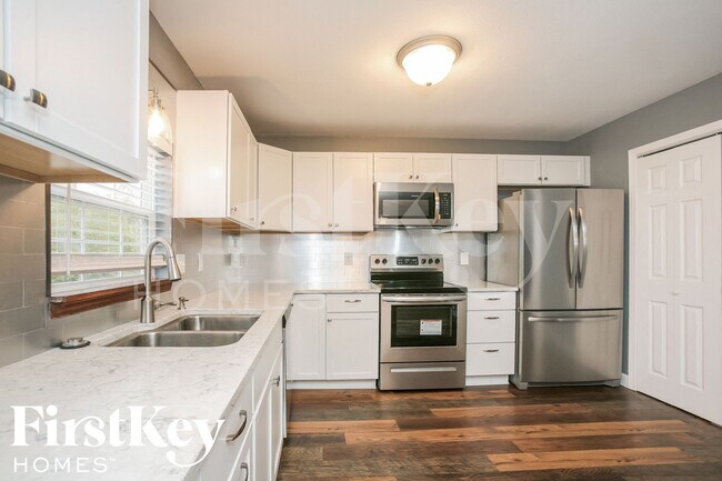 Foto del edificio - 275 Lazy Hollow Dr