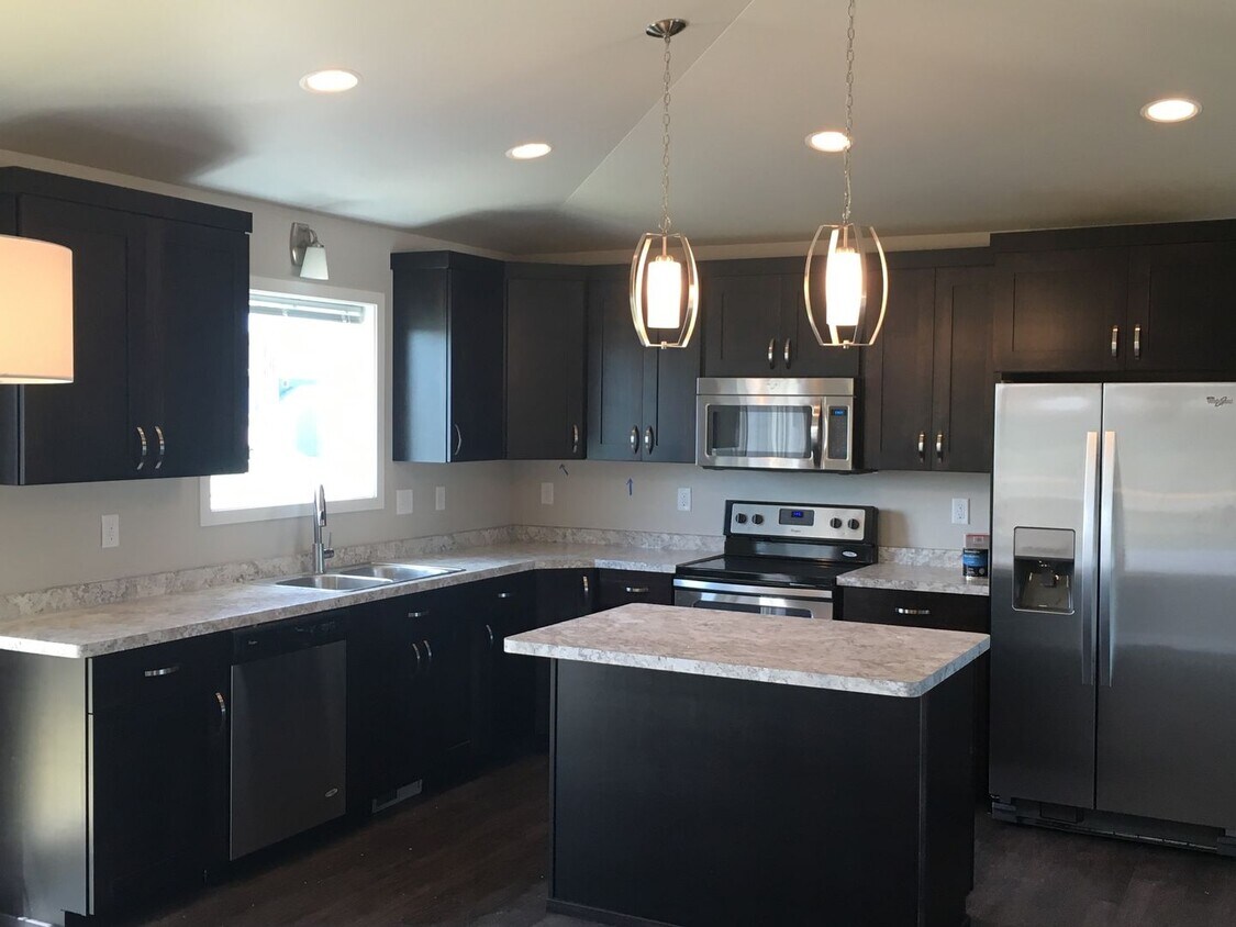 Foto principal - 1397 Goldenwood Dr