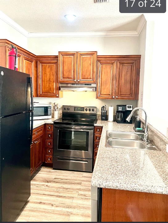 Building Photo - 2324 Aldergate Dr