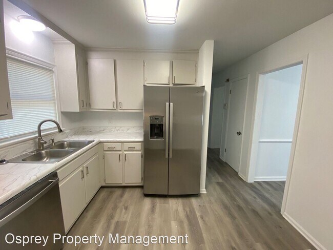 Foto del edificio - 4 br, 2.5 bath House - 213 Custer Place- GOLD