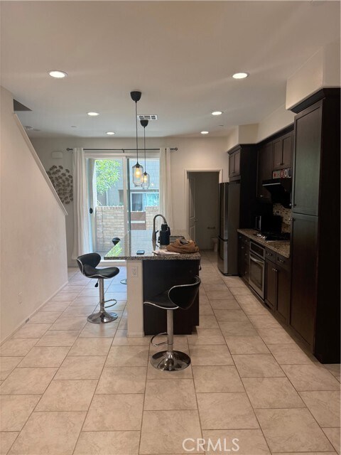 Foto del edificio - 7400 Solstice Pl