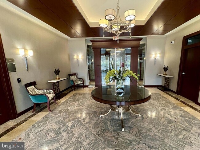 Foto del edificio - 11760 Sunrise Valley Dr