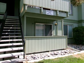 Building Photo - 3905 Clear Acre Ln
