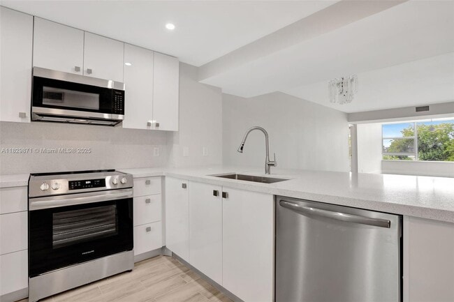 Building Photo - 4091 Cypress Reach Ct